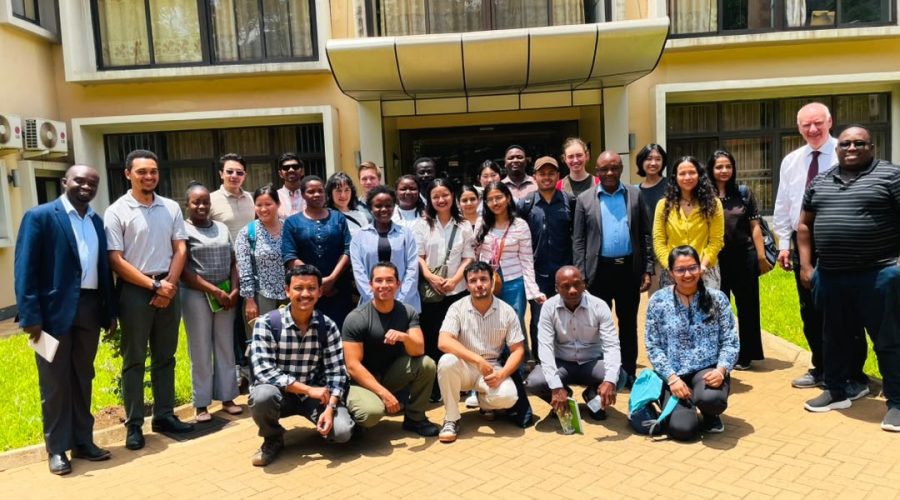 Group photo of the visiting Göttingen students, professors and scientific assistants with CFWT staff in Morogoro